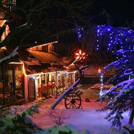 La Marele Moft Hotel Slănic Eksteriør billede