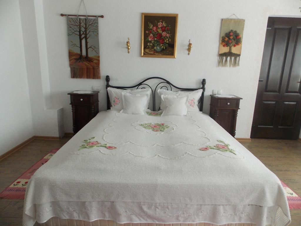 La Marele Moft Hotel Slănic Eksteriør billede