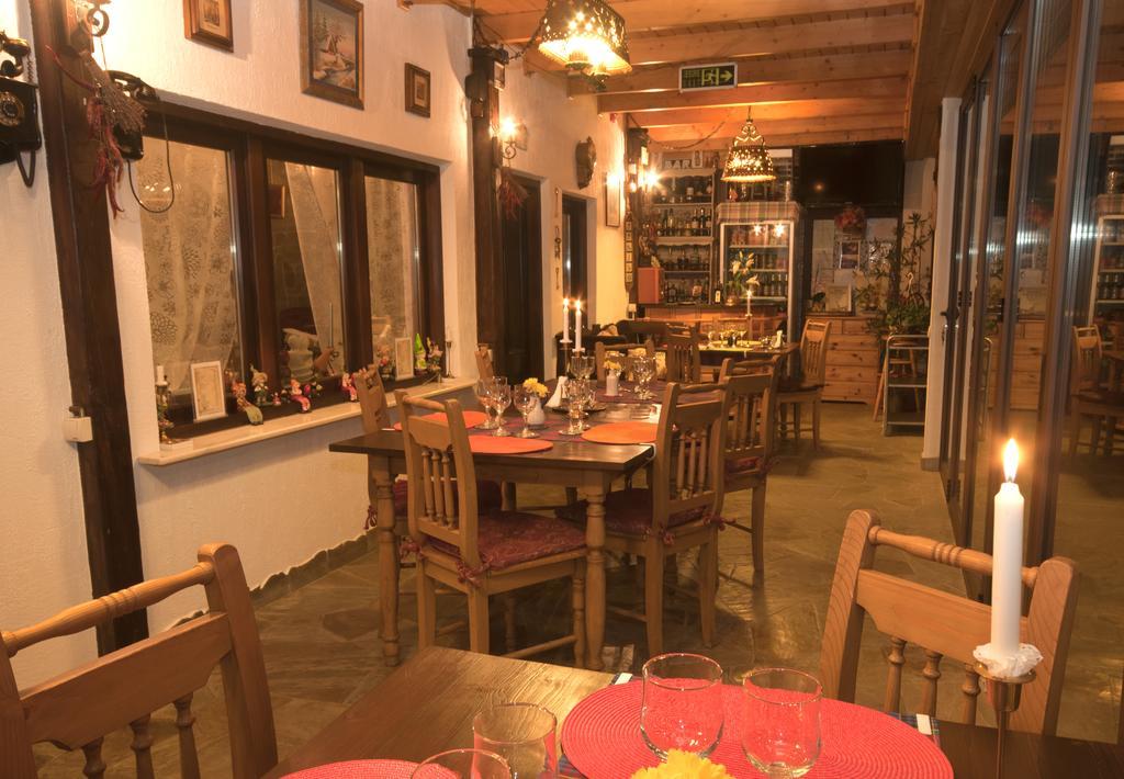 La Marele Moft Hotel Slănic Eksteriør billede
