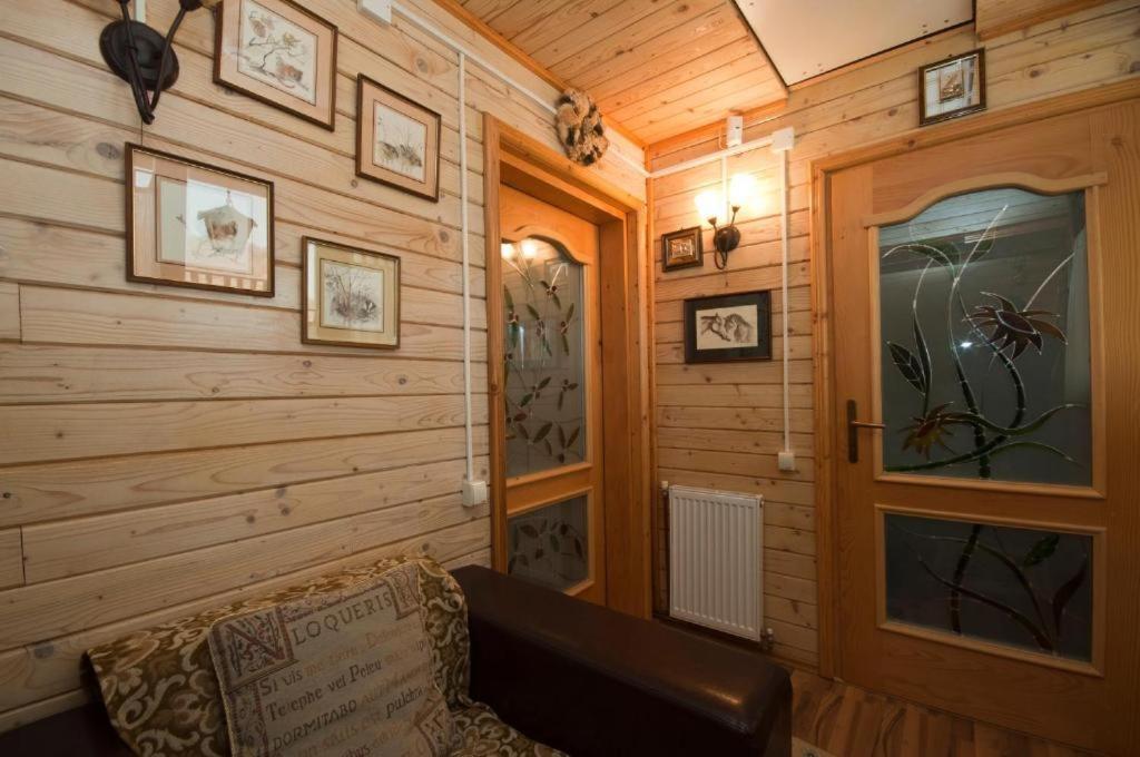La Marele Moft Hotel Slănic Eksteriør billede
